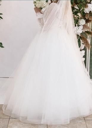 Свадебное платье