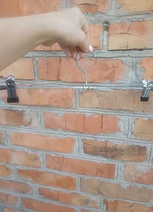 Тремпель, плечики з прищепками