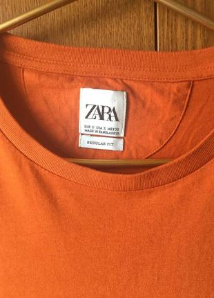 Футболка оранжевая с круглым вырезом regular fit zara7 фото