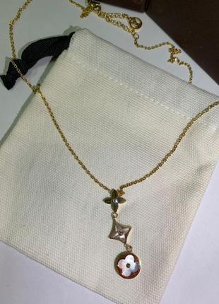 Підвіска з потрійним кулоном луї вітон