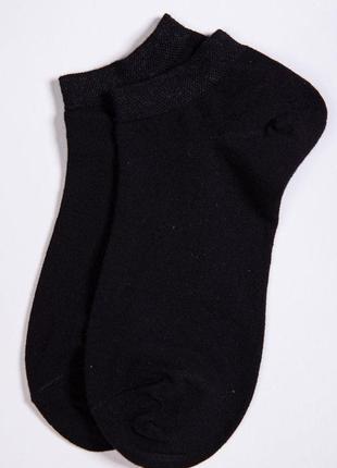 Однотонні короткі шкарпетки чорного кольору для жінок 151r2866