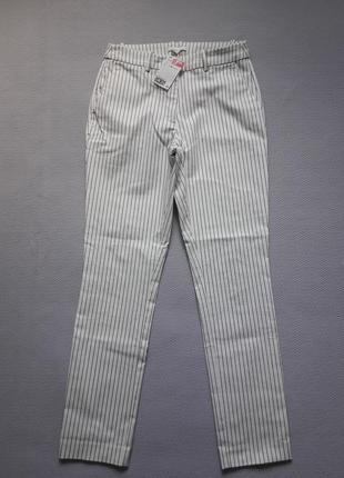 Суперовые стрейчевые брюки в полоску высокая посадка h&m
