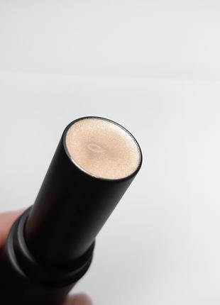 Кремовый сияющий хайлайтер-стик glow & highlight stick 02 золотое мерцание farmasi фармаси 13025164 фото