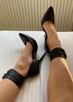Туфли на шпильке черные кожаные для фотосессии высокие каблуки на каблуках секси8 фото