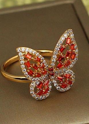 Кольцо xuping jewelry крупная бабочка крылья с камнями кораллового цвета  р 19  золотистое
