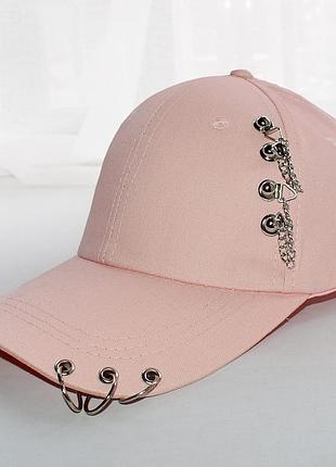 Кепка / бейсболка з пірсингом (кільцями)