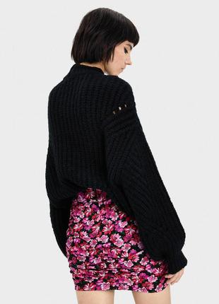 Мини юбка с цветочным принтом и драпировкой3 фото