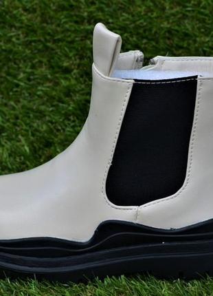 Демісезонні дитячі чоботи напівчобітки для дівчинки бежеві р29 19 см1 фото