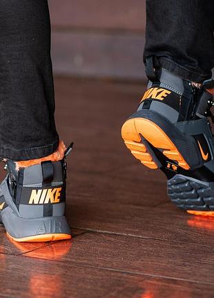 Шикарные кроссовки nike huarache 9