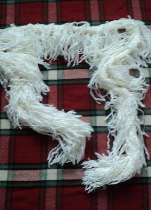 Вязаный теплый шарф-боа