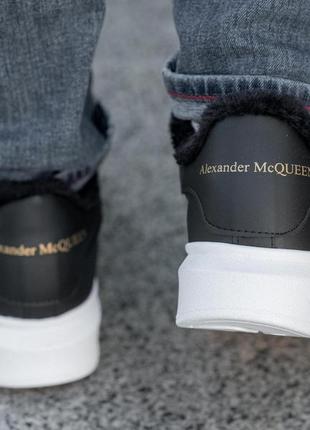 Кроссовки мужские зимние кожаные alexander mcqueen кеды из натуральной кожи утепленные мехом черные с белым8 фото