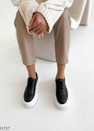 Черные натуральные кожаные классические кроссовки кеды на белой толстой подошве платформе кожа6 фото