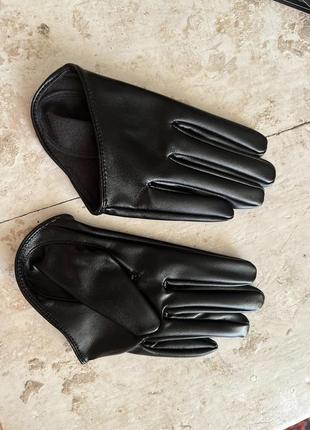 Крутые перчатки наполовину ладони для фотосессии панк рок5 фото