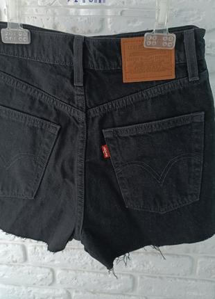 Черные джинсовые шорты от levi's р.242 фото