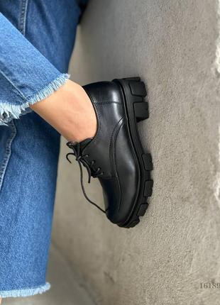 Распродажа черные очень стильные туфли - лоферы - ботинки на шнуровке9 фото