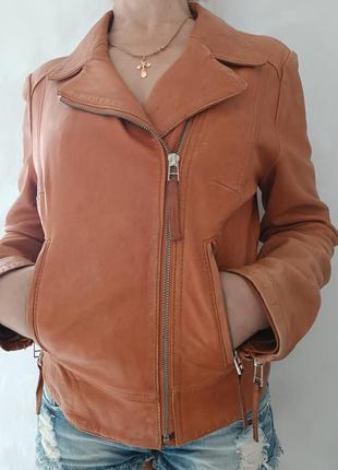 Женская кожаная куртка косуха бренд arma