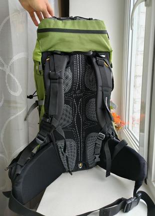 Туристический рюкзак quechua forclaz air 40 туристический рюкзак
the north face rab oakley mammut salewa3 фото