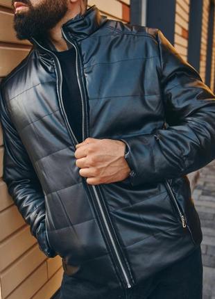 Черная классическая мужская кожаная куртка бомбер модная косуха на осень для парня отличного качества4 фото