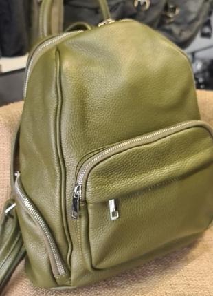 Кожаный женский рюкзак италия