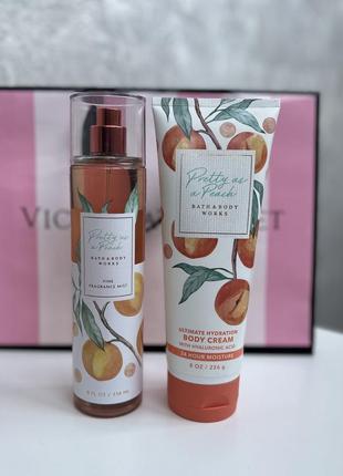 Набір парфумований спрей для тіла та волосся і крем для тіла bath and body works pretty as a peach оригінал.