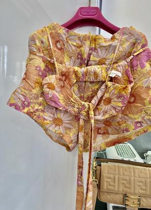 Премиальный бежевый костюм лен в цветочный принт шорты и топ из льна в стиле zimmerman9 фото