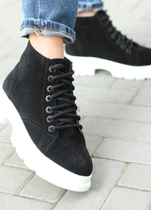 Стильные базовые черные ботинки женские, байка, демисезон, весеннево-осенние, замшевые/замша-женская обувь2 фото