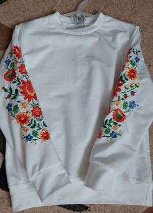 Вишиванка на дівчинку