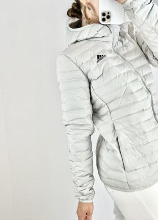 Микропуховая куртка adidas оригинал микропуховая куртка оригинал4 фото
