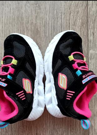 Кроссовки для девочки skechers1 фото