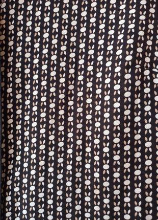 Новая женская черная рубашка оверсайз / блузка h&amp;m с геометрическим принтом.2 фото
