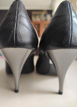 Туфли luciano carvari новые кожаные классические черные 407 фото