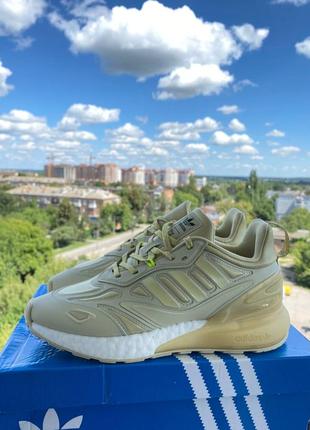 Кроссовки adidas