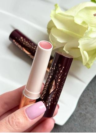 Відтіночний бальзам для губ charlotte tilbury hyaluronic happikiss lipstick balm - happipetal.