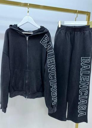 Стильный роскошный брендовый костюм в стиле balenciaga