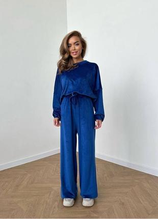 Прогулочный женский синий костюм велюр велюр тренд 20234 фото