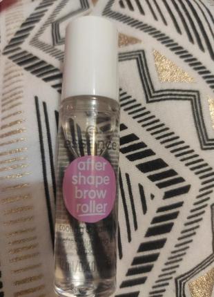 After shape brow roller от essence