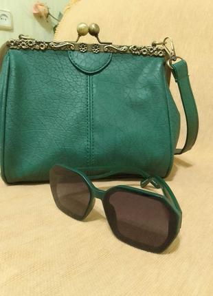 Унікальна вінтажна сумочка. зеленог.о кольору.