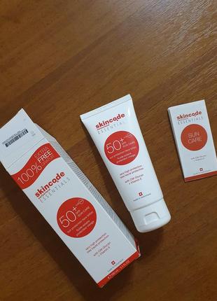 Солнцезащитный лосьон skincode essentials sun protection face lotion spf50+ 100 мл1 фото