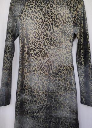 Платье с открытой спиной