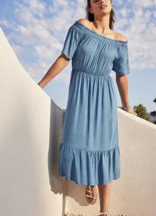 Голубое платье, открытые плечи1 фото