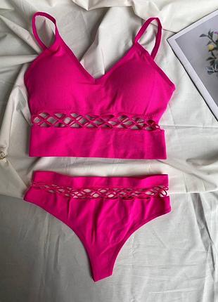 Удобный бесшовный комплект нижнего женского белья к6731