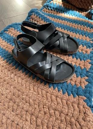 Кожаные сандалии zara босоножки черные 25 размер 17 см2 фото