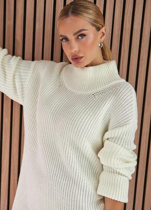 Свободный свитер-туника асимметричного кроя цвет молочный. модель 2521 trikobakh5 фото