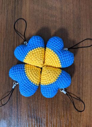 Брелоки патріотичні в'язані, напівбавовна