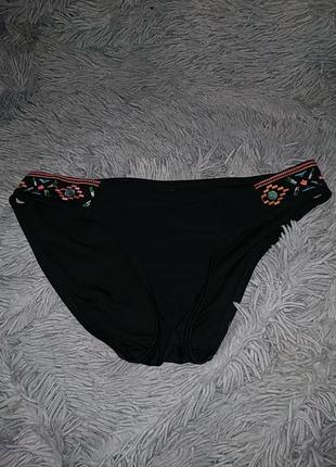 Стильные плавки с вышивкой в стиле бохо4 фото