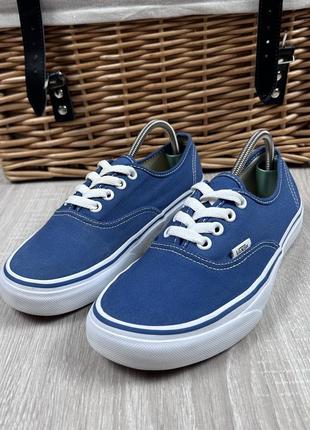 Жіночі оригінальні кеди vans