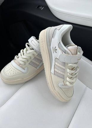 Кроссовкadidas forum new beige