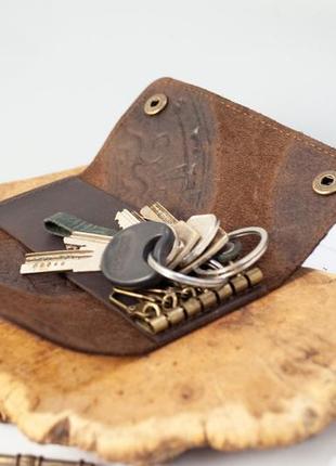Ключница кожаная мужская коричневая с орнаментом млечный путь | кожаный чехол для ключей5 фото