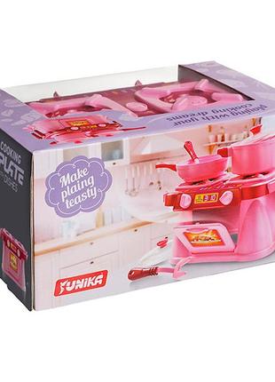 Ігровий набір кухонна плита "cooking plate with dishes"юніка 71696, 7 предметів