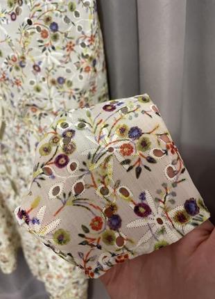 Платье мини с цветочной отделкой и пышными рукавами asos design7 фото